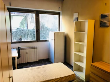 Paylaşımlı oda konumu Via Francesco Orestano, 4 19 görüntüsü