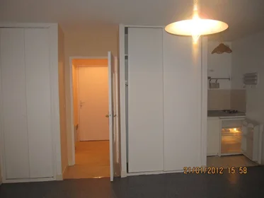 Stanza privata in Tours, 37000, immagine 1 di 5