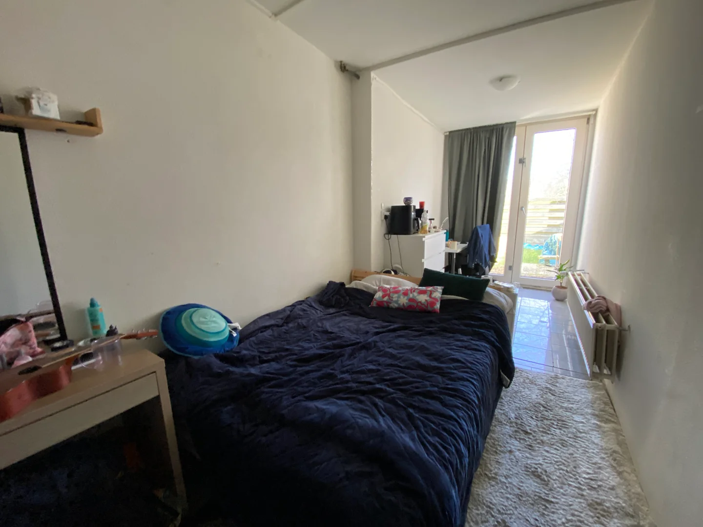 Comfortable and spacious student room in 