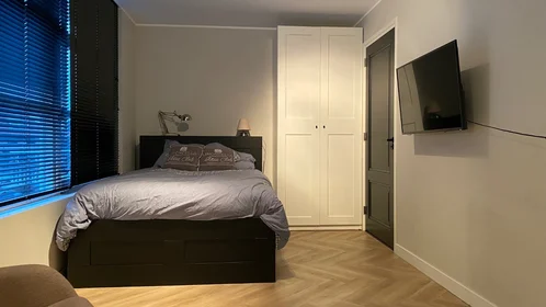 Habitación privada en Luchtenburgplein, imagen 3 de 8