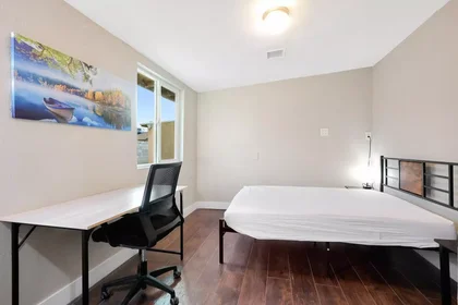 Private room at 85035, image 16 of 49
