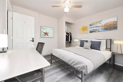 Private room at 85035, image 48 of 49