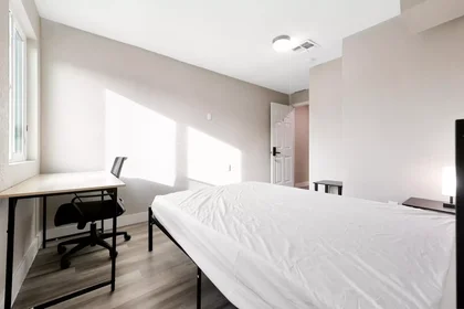 Private room at 85035, image 7 of 49
