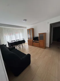 Appartamento con 2 camere da letto a {area}