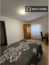 Appartamento intero in Calle César de la Campa Alba, immagine 14 di 19