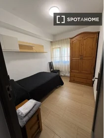 Appartamento intero in Calle César de la Campa Alba, immagine 18 di 19