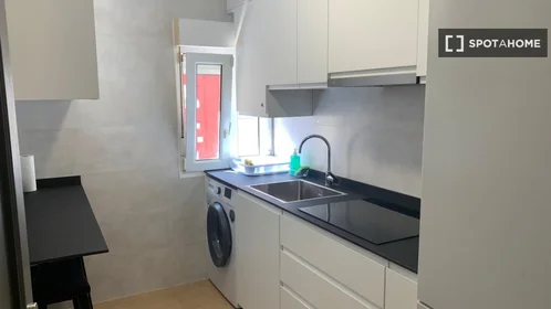 Appartamento intero in Calle César de la Campa Alba, immagine 4 di 19