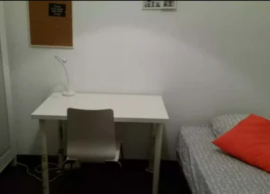 Quarto privado em Carrer de València, 337, Eixample, 08009 Barcelona, Spagna, imagem 3 de 26