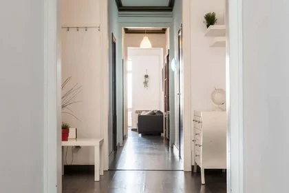 Quarto privado em Carrer de València, 337, Eixample, 08009 Barcelona, Spagna, imagem 6 de 26