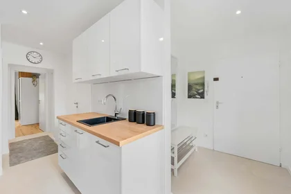 Prywatny pokój Fernpaßstraße 32A, 81373 München, Germania, obraz 8 16