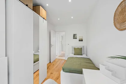 Prywatny pokój Fernpaßstraße 32A, 81373 München, Germania, obraz 1 16
