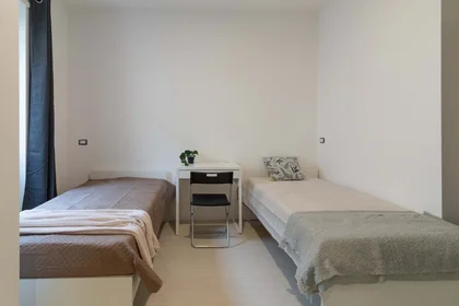 Prywatny pokój Via Cavour, 46, 86100 Campobasso CB, Italia, obraz 11 19