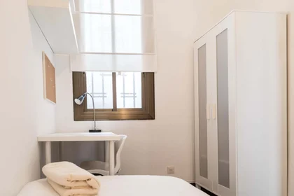 Quarto privado em Carrer de València, 337, Eixample, 08009 Barcelona, Spagna, imagem 1 de 10