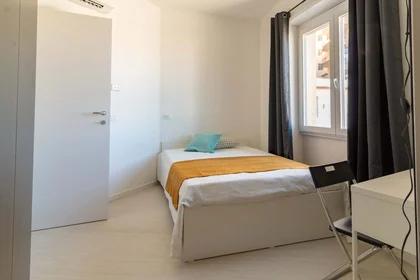 Prywatny pokój Via Cavour, 46, 86100 Campobasso CB, Italia, obraz 7 18
