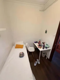 Quarto privado em Carrer de València, 337, Eixample, 08009 Barcelona, Spagna, imagem 1 de 26