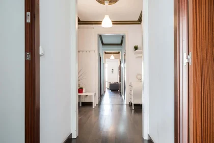 Quarto privado em Carrer de València, 337, Eixample, 08009 Barcelona, Spagna, imagem 11 de 26