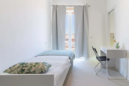 Prywatny pokój Via Cavour, 46, 86100 Campobasso CB, Italia, obraz 9 19
