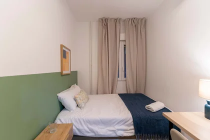 Quarto privado em Av. de la Ciudad de Barcelona, 119, Retiro, 28007 Madrid, Spain, imagem 3 de 45