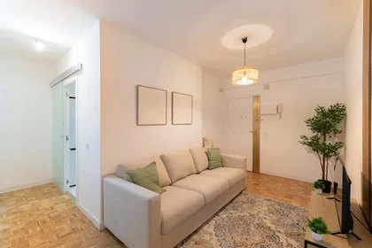 Quarto privado em Av. de la Ciudad de Barcelona, 119, Retiro, 28007 Madrid, Spain, imagem 34 de 45