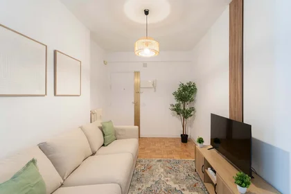 Quarto privado em Av. de la Ciudad de Barcelona, 119, Retiro, 28007 Madrid, Spain, imagem 34 de 44