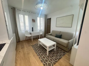 Chambre privée à Cannes, 06400, image 1 de 10