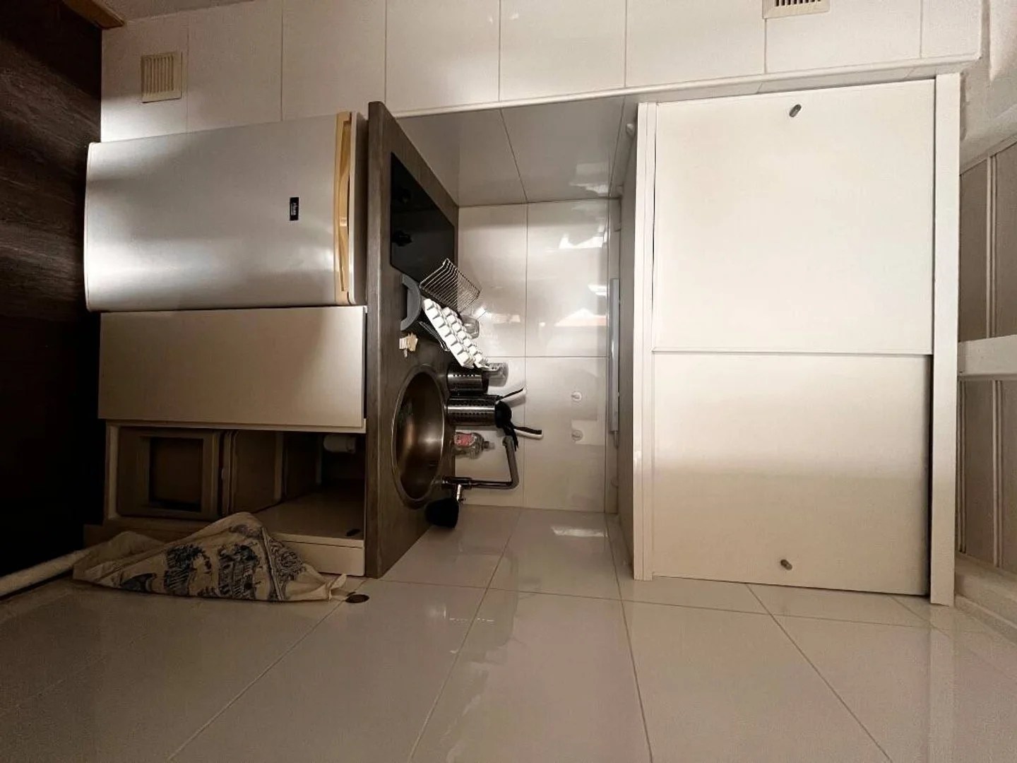 Chambre d'étudiant lumineuse et aérée avec accès facile à l'université dans 