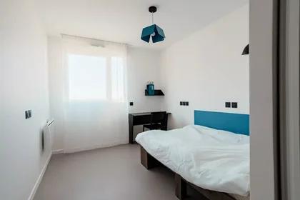 Habitación privada en Rue de la Caravelle, imagen 1 de 10