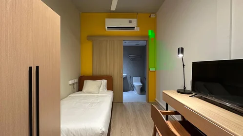 Estudio en Henderson Road, imagen 1 de 24