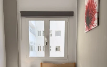 Stanza privata in Avenida José Mesa y López 63, immagine 2 di 19