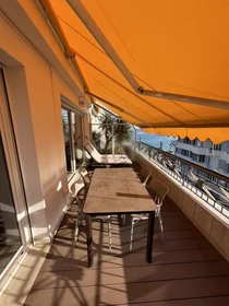 Entire apartment at Promenade des Anglais 43, image 40 of 46