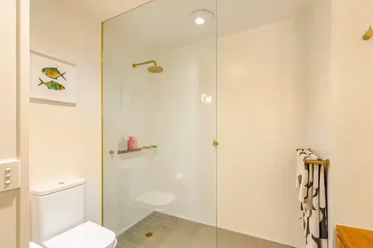 Entire apartment at 11 Ilhan Lane, image 11 of 21