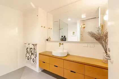 Entire apartment at 11 Ilhan Lane, image 10 of 21