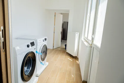 Quarto privado em Rue du Commerce 22, imagem 11 de 12
