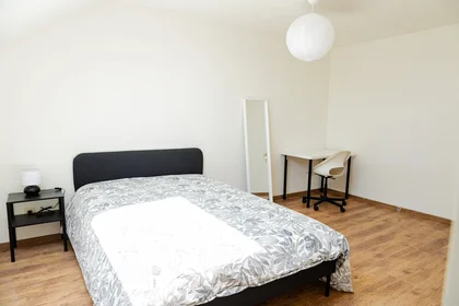 Quarto privado em Rue du Commerce 22, imagem 6 de 12