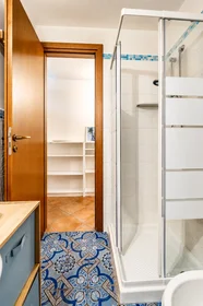 Entire apartment at Via Rosina Muzio Salvo 32, image 15 of 24