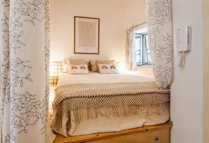 Logement entier à Via Rosina Muzio Salvo 32, image 10 de 24