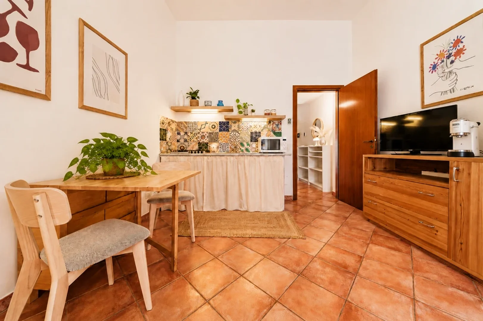 Via Rosina Muzio Salvo 32