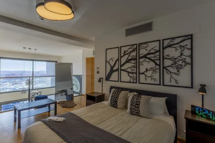 Dairenin tamamı konumu Avenida de las Jacarandas 2, 9 21 görüntüsü