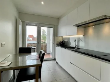 Özel oda konumu Robert-Perthel-Straße, 6 19 görüntüsü