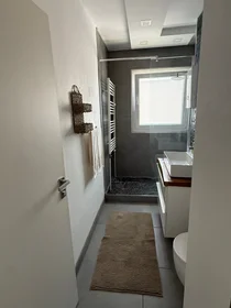 Quarto privado em Haeselerstraße, imagem 21 de 22