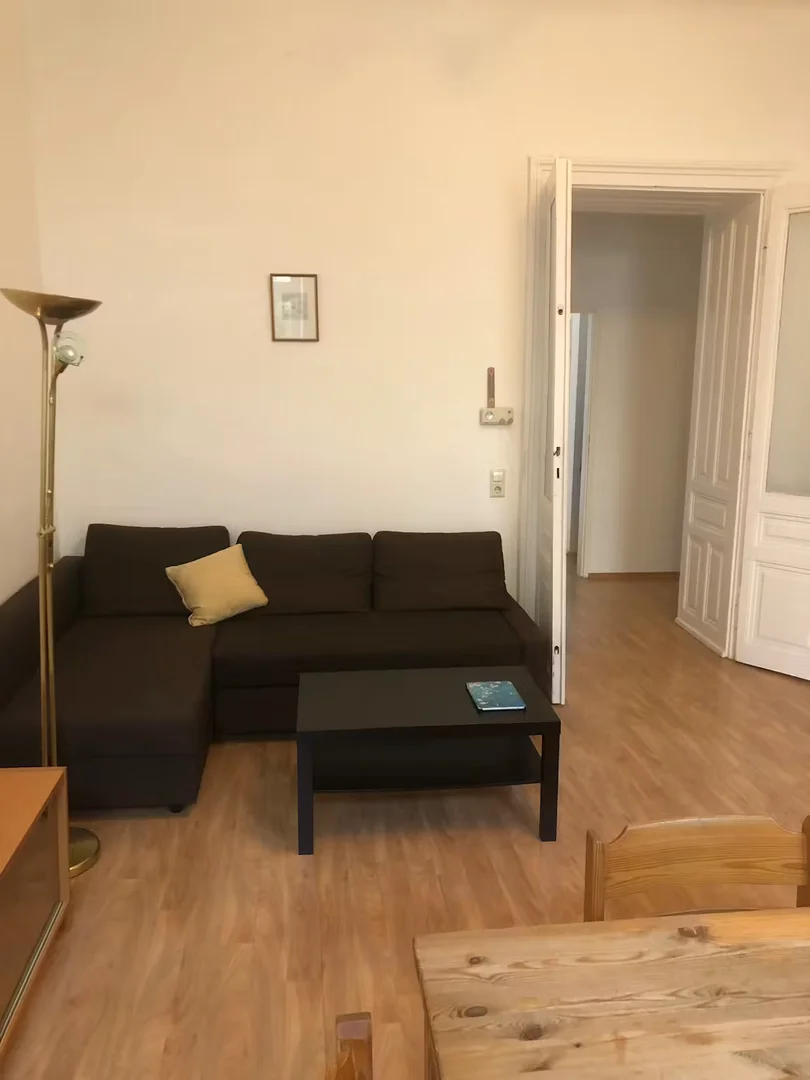 Budget-friendly student room close to campus in
