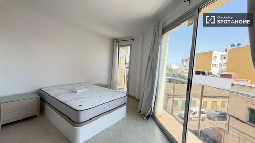 Habitación privada en Carrer Antoni Rosselló i Nadal, imagen 10 de 15