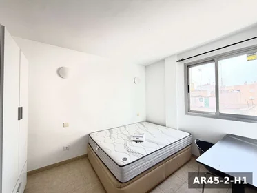 Private room at Carrer Antoni Rosselló i Nadal, image 1 of 10