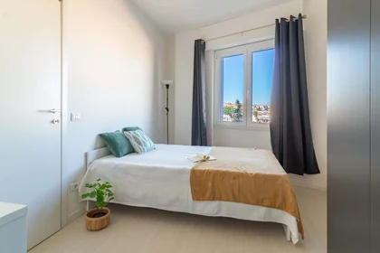 Stanza privata in Via Cavour, 46, 86100 Campobasso CB, Italia, immagine 14 di 22