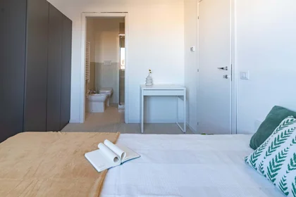 Stanza privata in Via Cavour, 46, 86100 Campobasso CB, Italia, immagine 10 di 22