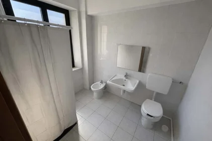 Quarto privado em Viale G. Marconi, 178, 65127 Pescara PE, Italia, imagem 5 de 24