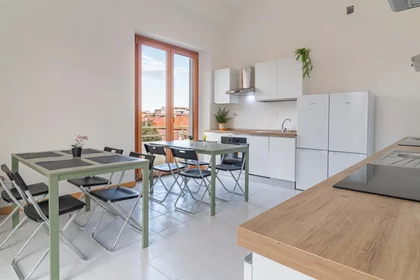 Quarto privado em Viale G. Marconi, 178, 65127 Pescara PE, Italia, imagem 24 de 32