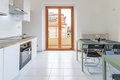 Quarto privado em Viale G. Marconi, 178, 65127 Pescara PE, Italia, imagem 31 de 32