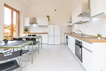 Quarto privado em Viale G. Marconi, 178, 65127 Pescara PE, Italia, imagem 1 de 10
