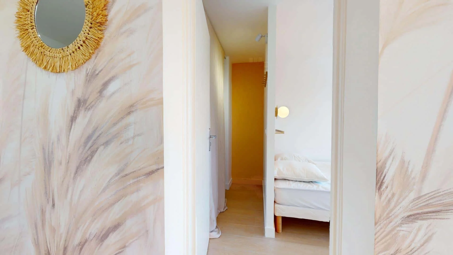 Chambre confortable pour étudiants disponible dans 